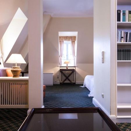 Herrenhaus Appartement 13 뤼더스부르크 외부 사진