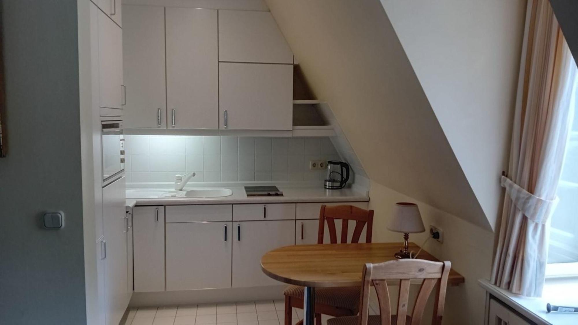 Herrenhaus Appartement 13 뤼더스부르크 외부 사진